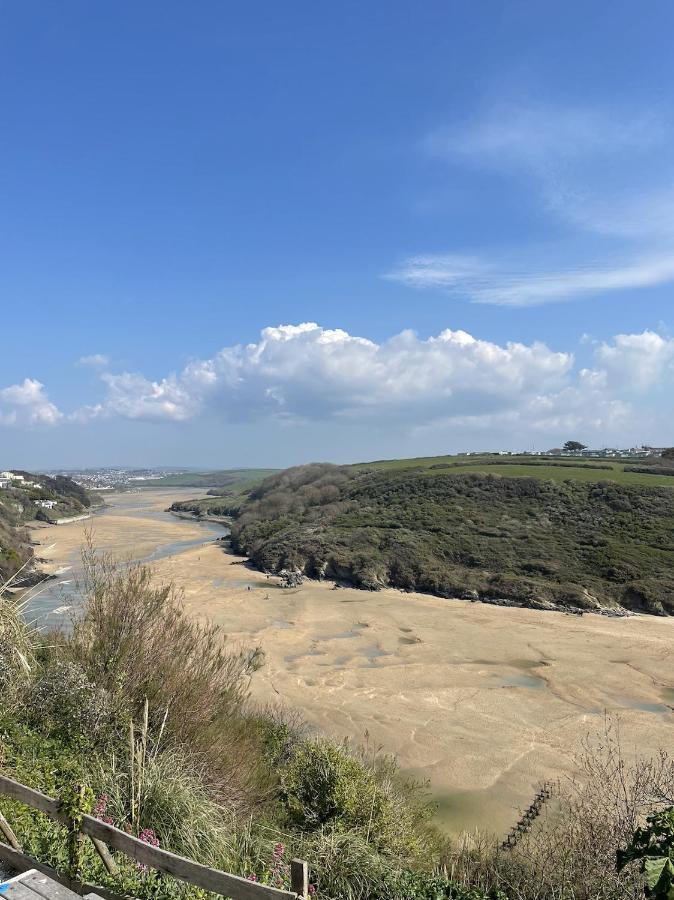 1 Chatsworth Riverscape Apartments - Riverview Apartment In Great Location With Free Parking Overlooking The Gannel Just A Short Walk From Newquays Incredible Beaches And Local Amenities Newquay  Luaran gambar