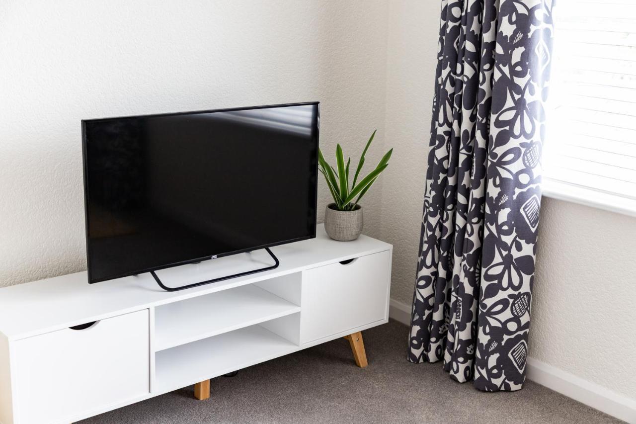 1 Chatsworth Riverscape Apartments - Riverview Apartment In Great Location With Free Parking Overlooking The Gannel Just A Short Walk From Newquays Incredible Beaches And Local Amenities Newquay  Luaran gambar