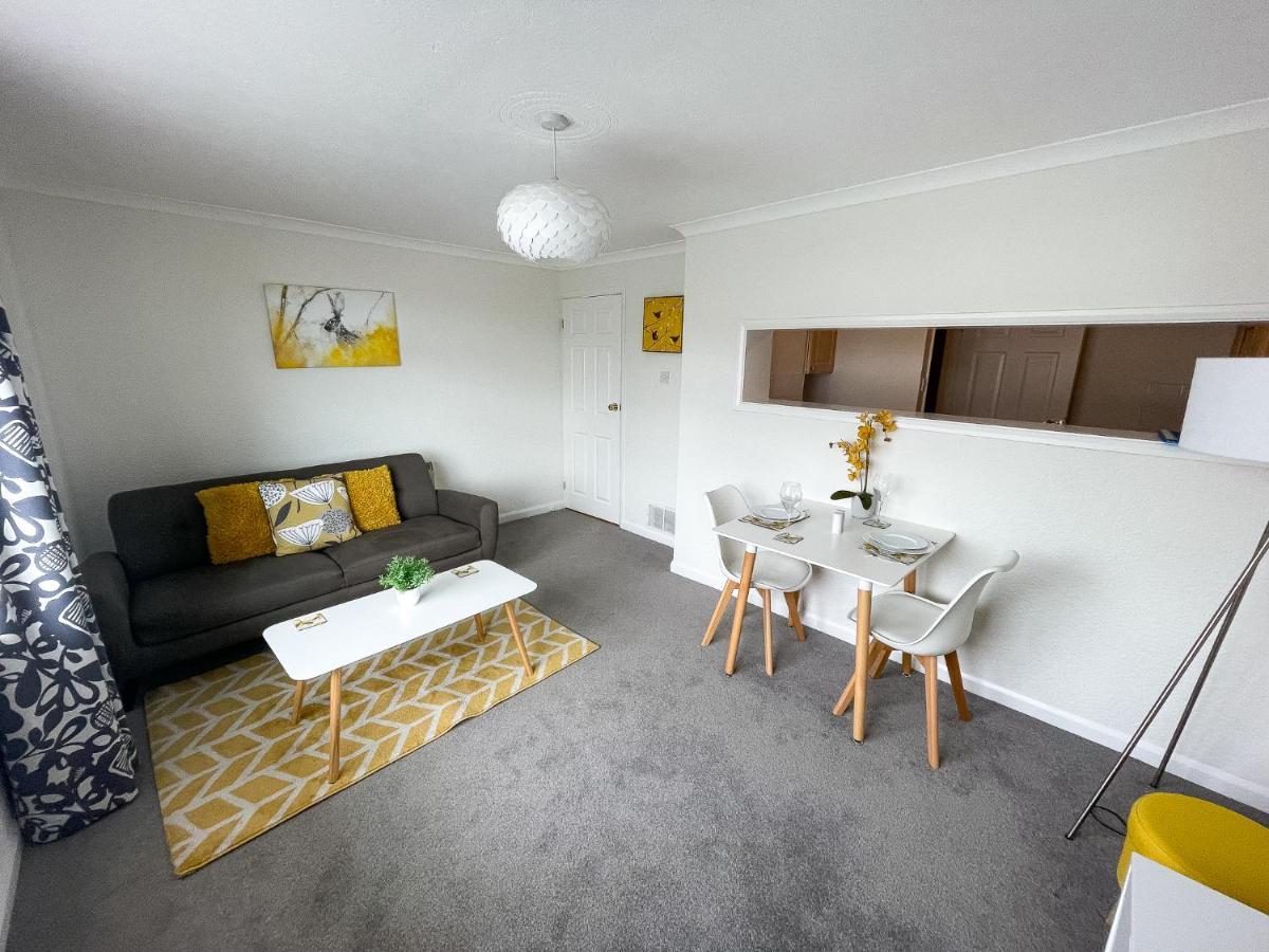 1 Chatsworth Riverscape Apartments - Riverview Apartment In Great Location With Free Parking Overlooking The Gannel Just A Short Walk From Newquays Incredible Beaches And Local Amenities Newquay  Luaran gambar