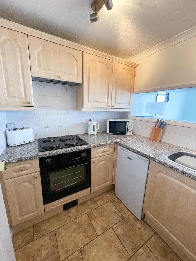1 Chatsworth Riverscape Apartments - Riverview Apartment In Great Location With Free Parking Overlooking The Gannel Just A Short Walk From Newquays Incredible Beaches And Local Amenities Newquay  Luaran gambar